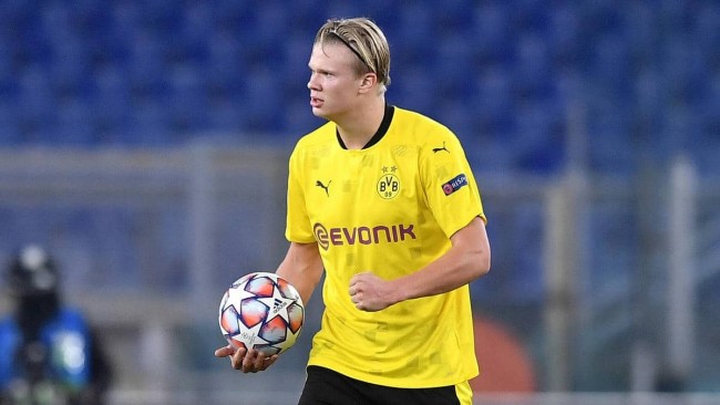 意甲战报：杜维卡斯破门，莫雷诺传射，科莫2-0胜萨索洛（意甲：科莫2-0萨索洛，莫雷诺传射，杜维卡斯建功）