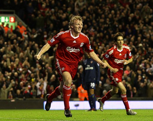 皮克：巴萨本赛季能竞争所有赛事的冠军，包括欧冠在内（皮克：本季巴萨有实力冲击各项锦标，欧冠也不例外）