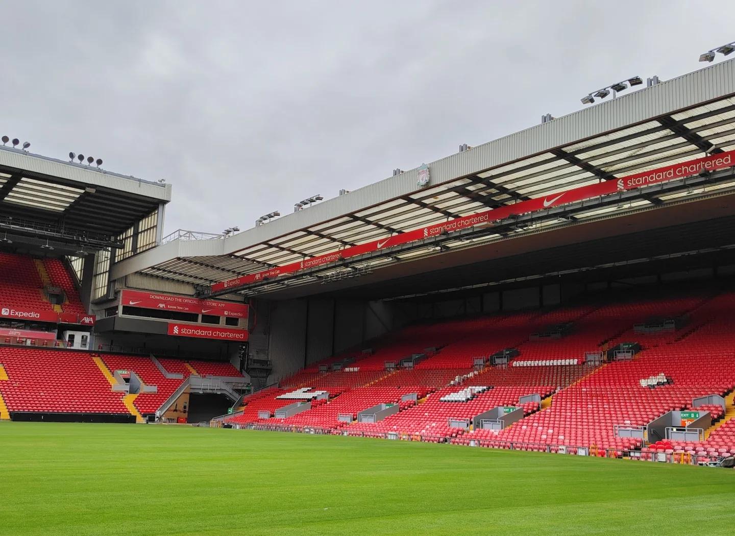 欧冠前瞻：埃因霍温各项赛事5连胜，马竞伤病严重多人缺席（欧冠前瞻：埃因霍温各项赛事豪取五连胜，马竞伤兵满营多人缺阵）