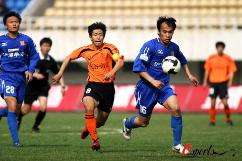 球场响彻 MVP 呼声