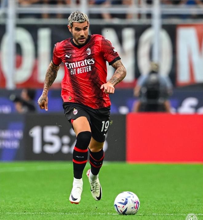 日本足协官方：铃木彩艳因伤缺席本月名单，野泽大志替补入选