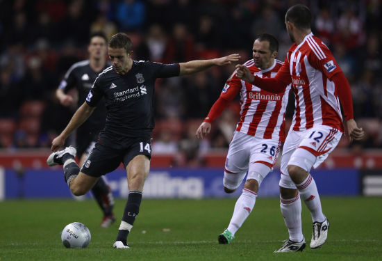 中超前瞻：上海海港平局即可夺冠，大连英博两次粉碎送礼传闻（中超前瞻：海港拿到平局即加冕，大连英博两度击破送礼传闻）