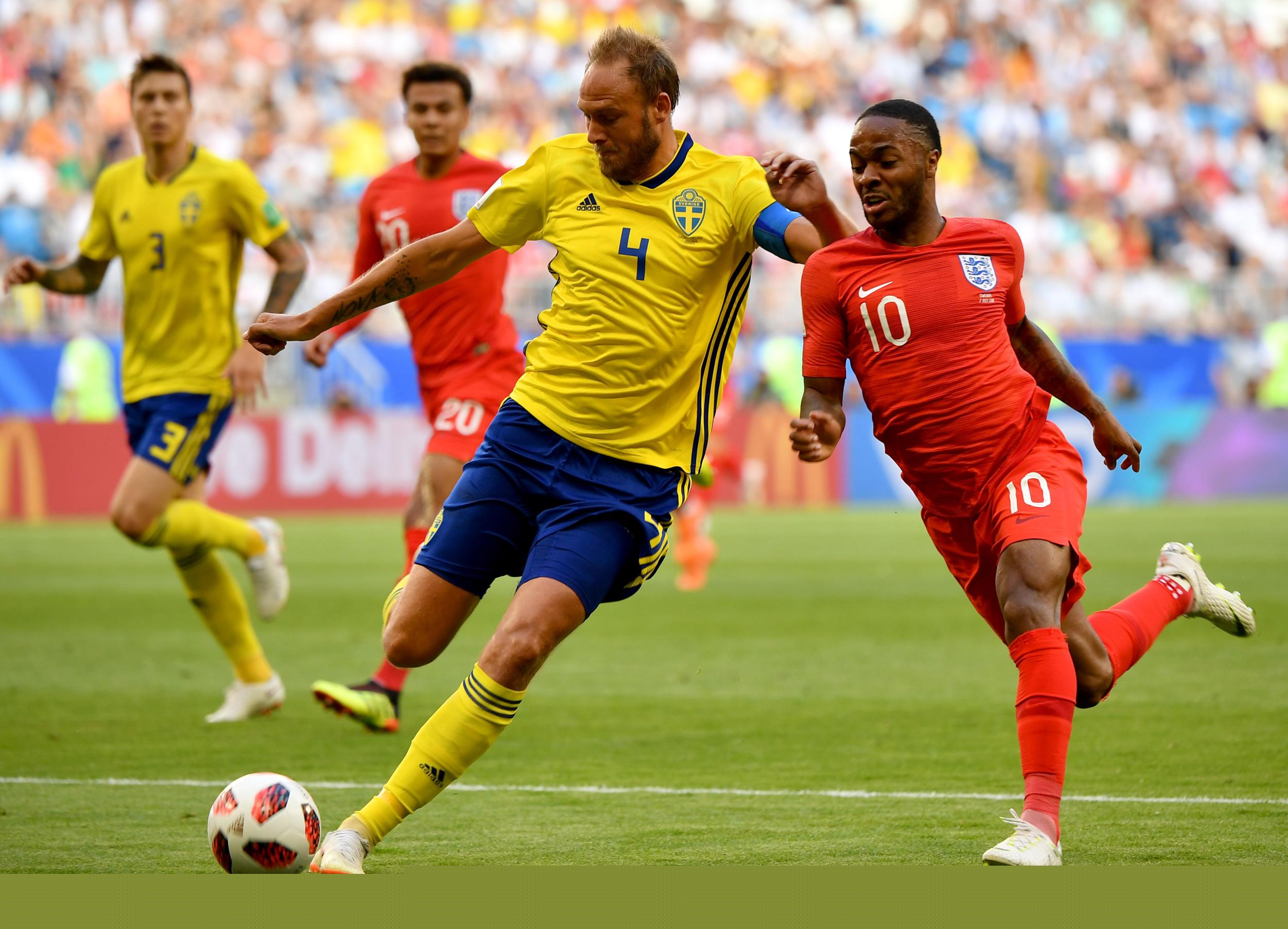 经纪人：我的话完全被断章取义了；孔蒂就像洛博特卡的父亲