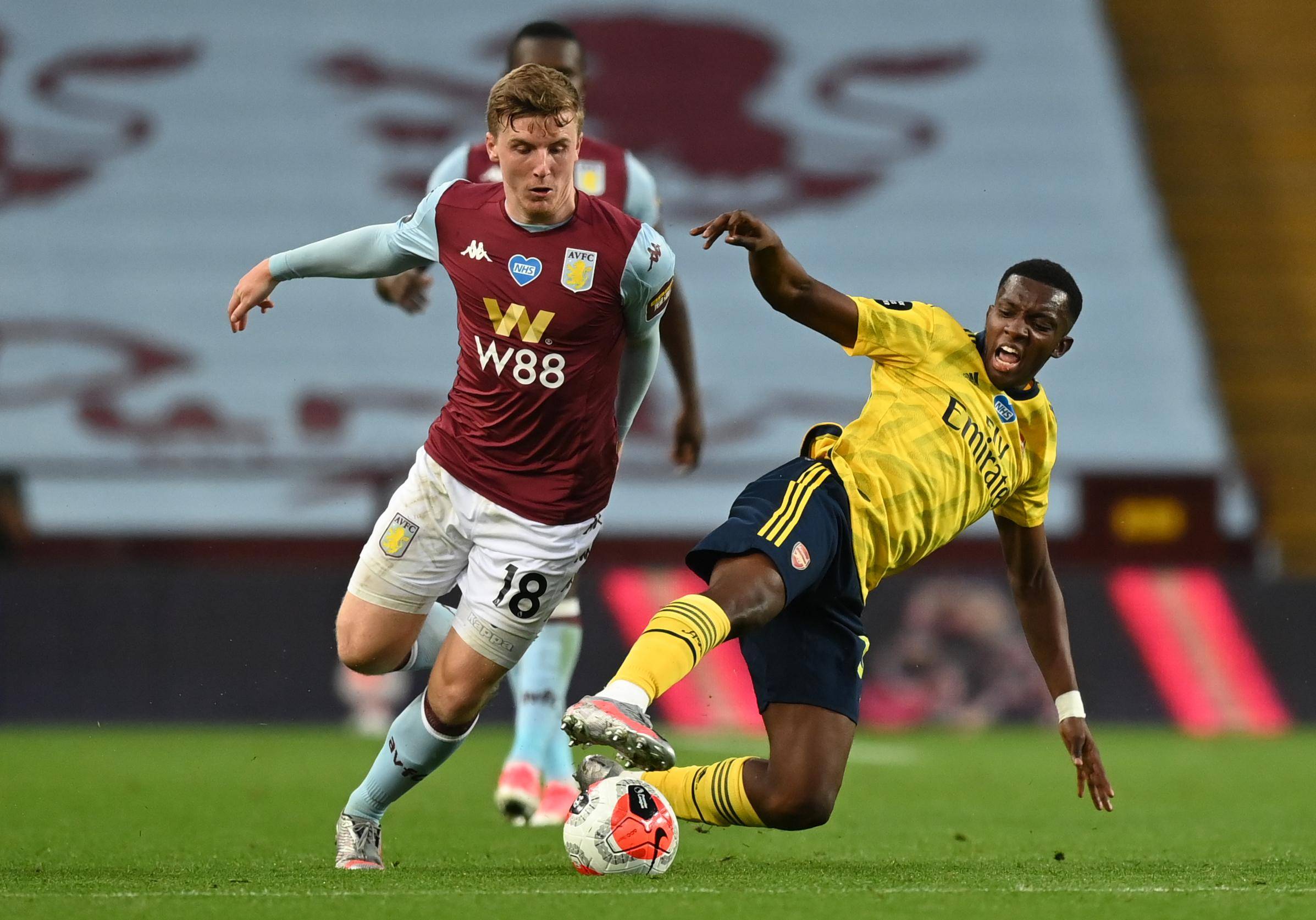 CBA杯战报：阿格拉瓦尼斯25分8板，合肥狂风峻茂100-80大胜江苏