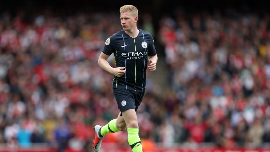 女足明星遭百万富翁跟踪骚扰，雇佣保镖应对