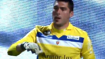 记者：德拉普肩部受伤，将缺席6至8周