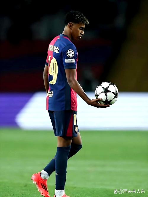 扑救成功率仅58%！多纳鲁马此项数据排在英超倒数第三（多纳鲁马扑救成功率仅58%，英超该项排名倒数第3）