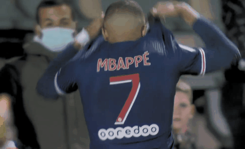 西班牙战胜德国卫冕女足欧国联，大都会球场吸引超5万人观赛