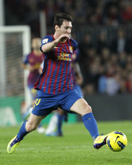 意著名足球经纪人：萨内在加拉塔萨雷能成为领袖，他水准很高（意大利名经纪人：萨内在加拉塔萨雷可当核心，实力顶尖）