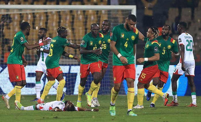 1.45亿欧元先生持续低迷！伊萨克近15场仅1球，利物浦天价引援陷困局（1.45亿欧重磅引援继续哑火！伊萨克近15战仅破门1次，利物浦豪购陷入困局）