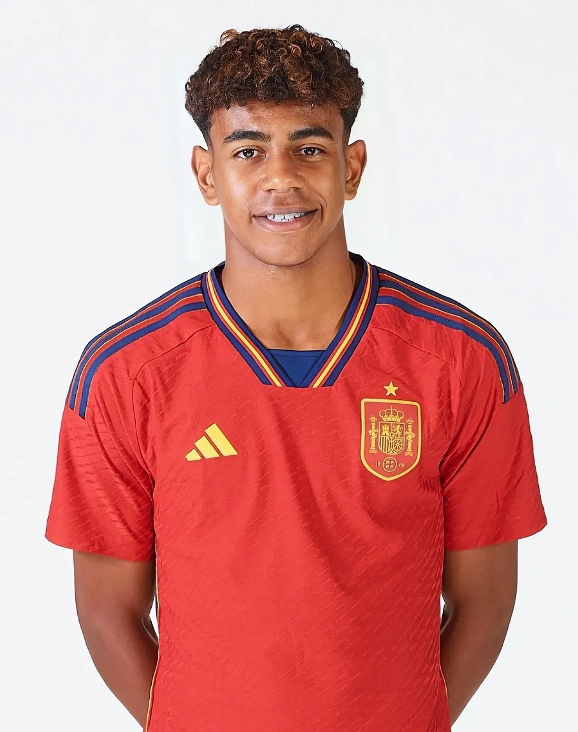 欧联杯历史射手榜：奥巴梅扬34球第一，法尔考31场30球效率恐怖（欧联杯历史射手榜：奥巴梅扬34球领跑，法尔考31战30球效率惊人）