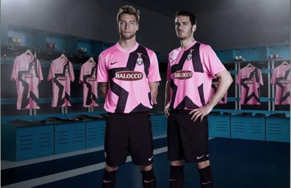 传奇！老将阿斯帕斯西甲400场里程碑之夜送助攻斩皇马（里程碑之夜！阿斯帕斯西甲第400场送助攻，助队击败皇马）