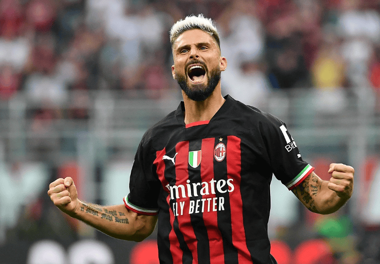 半场： 萨索洛2-1佛罗伦萨，曼德拉戈拉点射，沃尔帕托破门