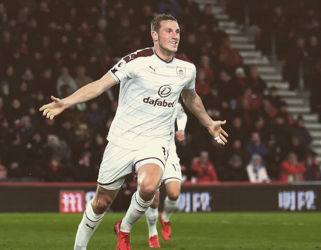 半岛晨报：中足联不作为，中超倒数第二轮不同时开球影响公平