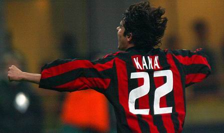 博尔哈：哈兰德是目前足坛最佳中锋；历史最佳中锋是德罗巴