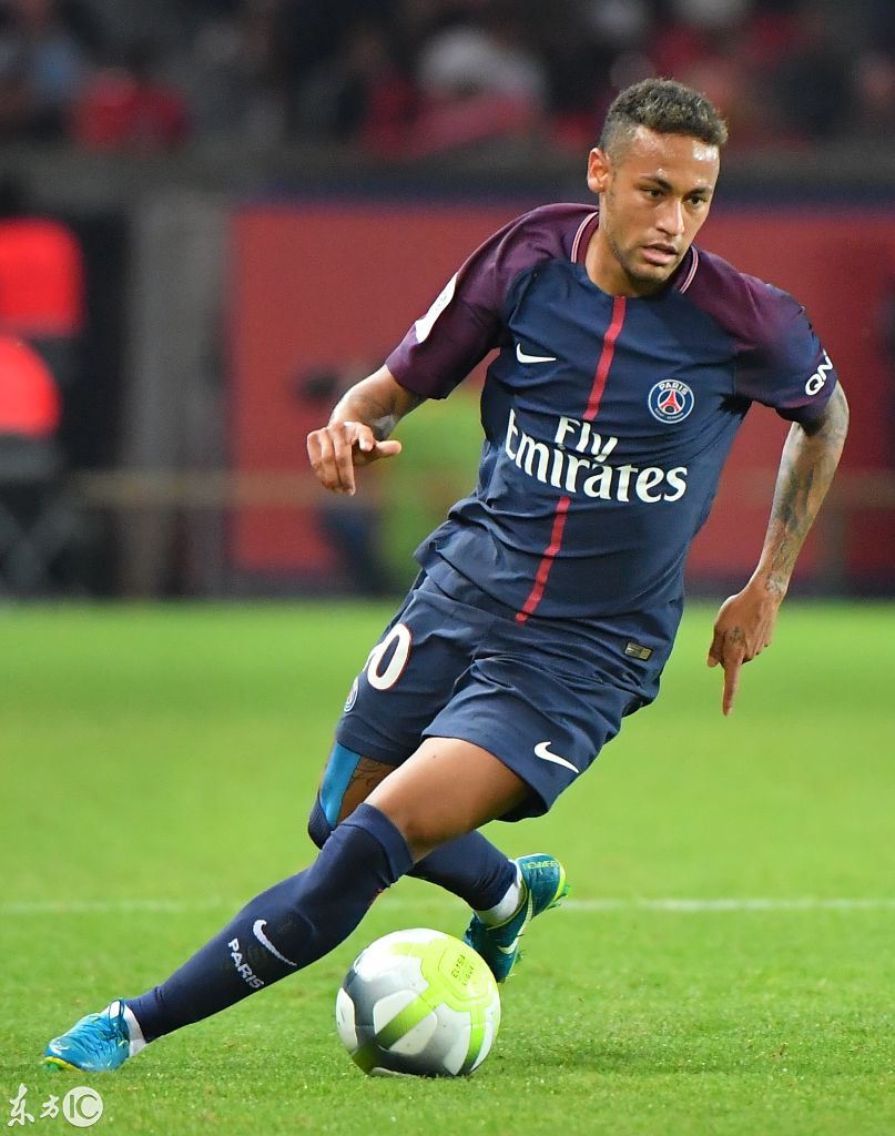 篮球勇士球星赛前训练高强度